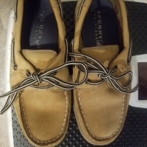 Sperry shoes